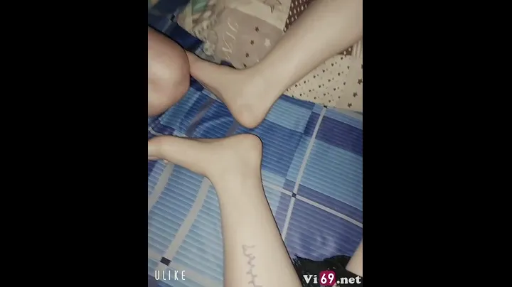 Đưa cô bạn gái dân tộc lần đầu xuống phố đã say xỉn về phòng