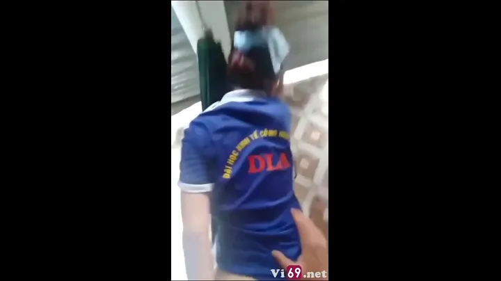 Cà phê võng cùng cô bạn sinh viên Đại học Kinh tế Công nghiệp Long An DLA