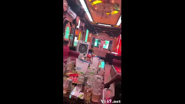 Được mở mang kiến thức mới khi đi hát karaoke