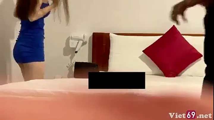 Em ngon quá vừa đút vào anh đã xuất