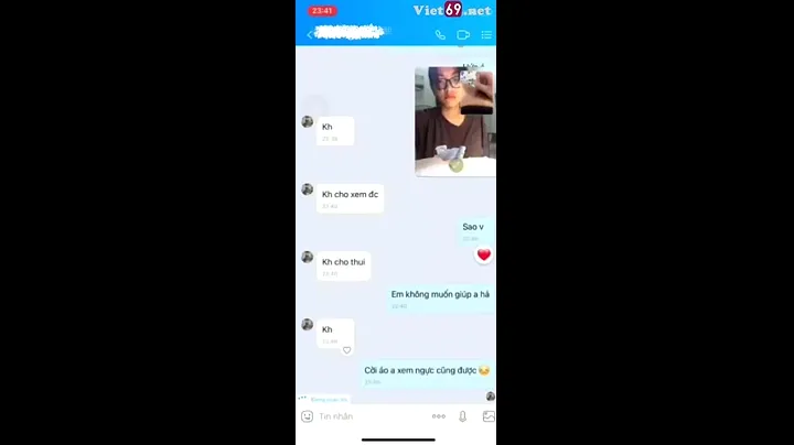 Em gái kính cận chat sex cởi áo khoe vú để anh quay tay – 1