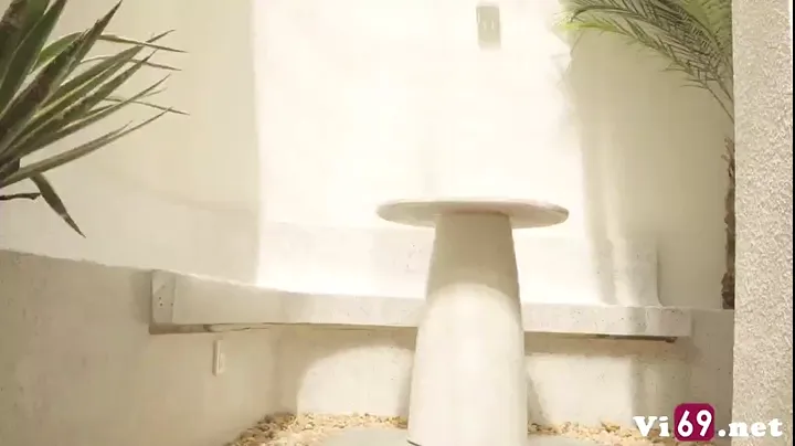 Từ sân nhà đến phòng tắm