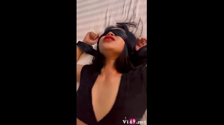Lần đầu hẹn hò cô gái bất ngờ với anh bạn trai